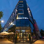 Hotel Q 4*