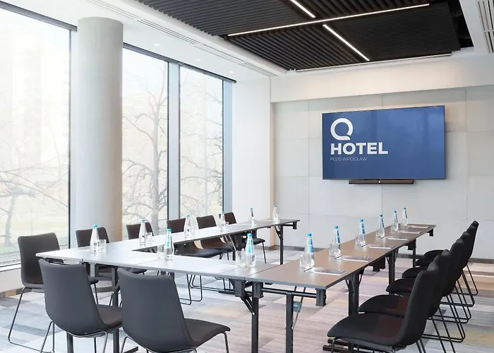 ホテル Q プラス ヴロツワフ