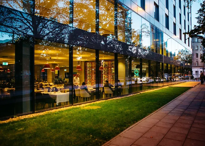 Q プラス 4* ヴロツワフ