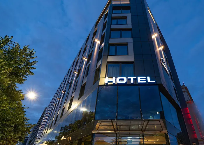 Q プラス 4* ヴロツワフ